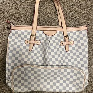 Checkered Beige Tote Bag